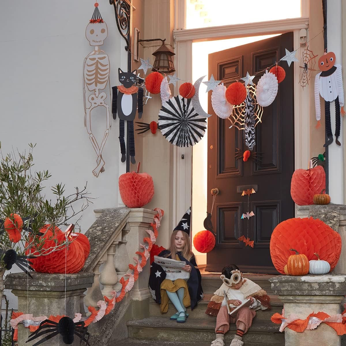 MERI MERI Halloween Honeycomb Shapes Garland