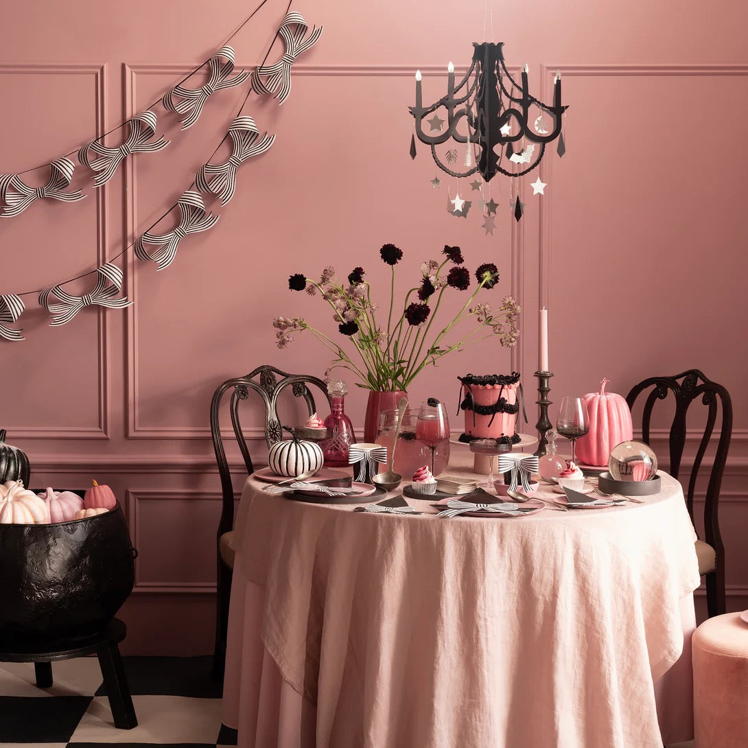 MERI MERI Black & White Stripy Bow Garland