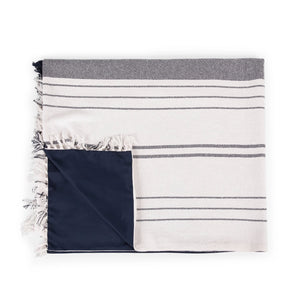 Picnic Time Montecito Picnic Blanket With Harness