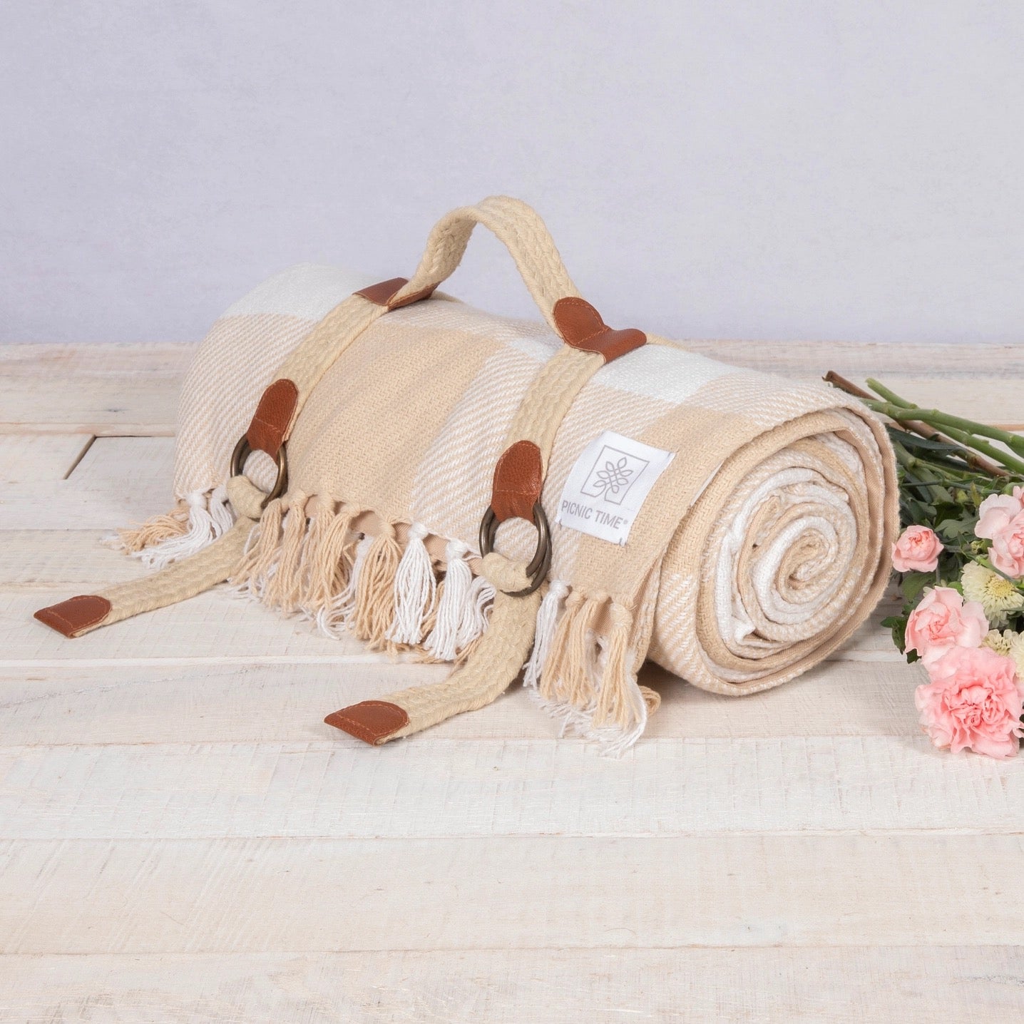 Picnic Time- Montecito Picnic Blanket with Harness