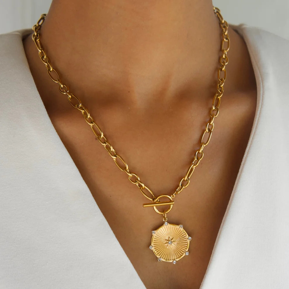 Ellie Vail-Briar Toggle Chain Medallion Necklace